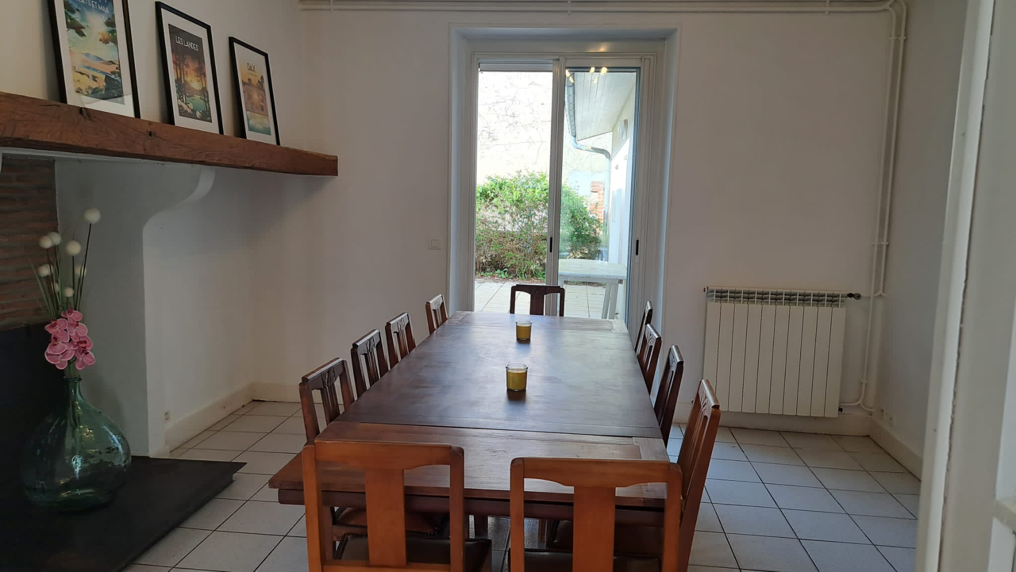 Salle en intérieur Casa Enolla